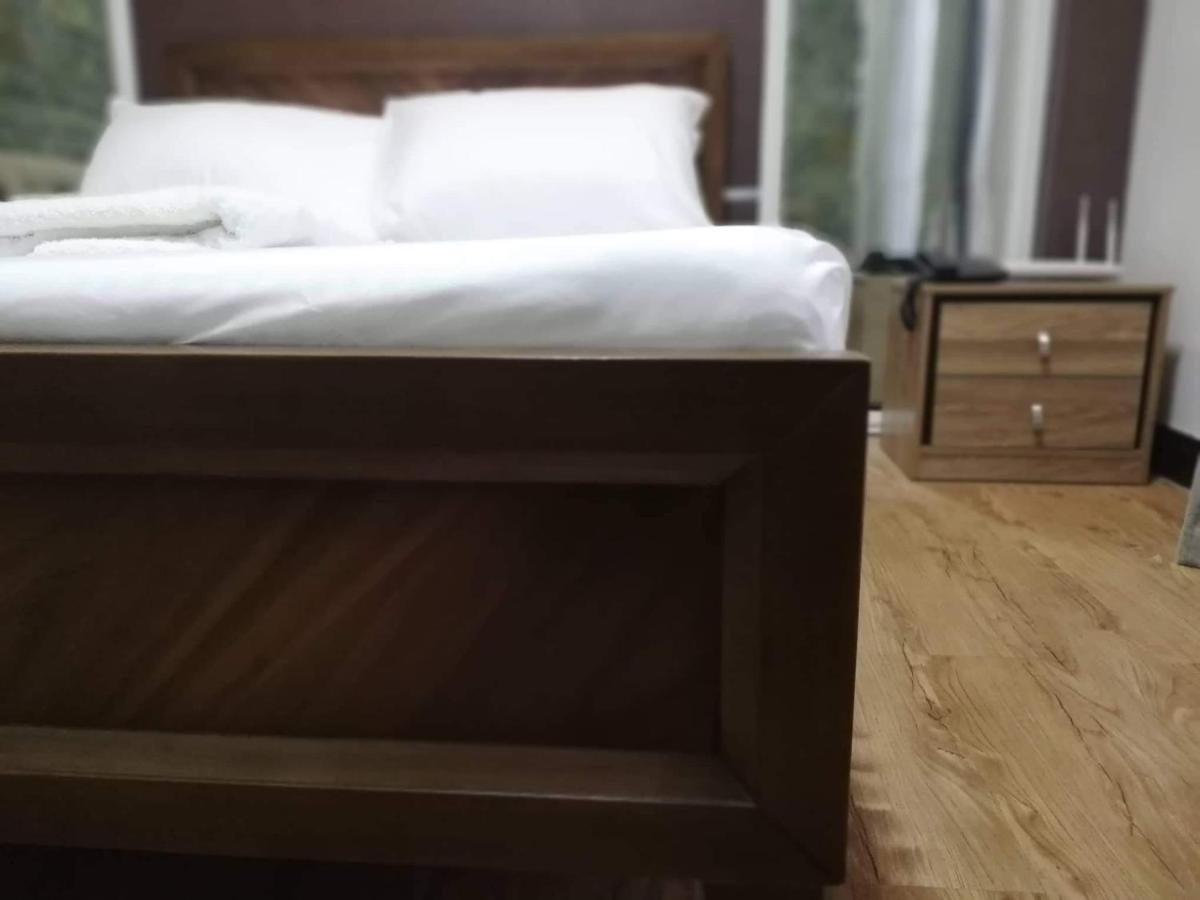 Antonio'S Place, 3 Mins To Mactan Airport, Fast Internet With Netflix 막탄 외부 사진