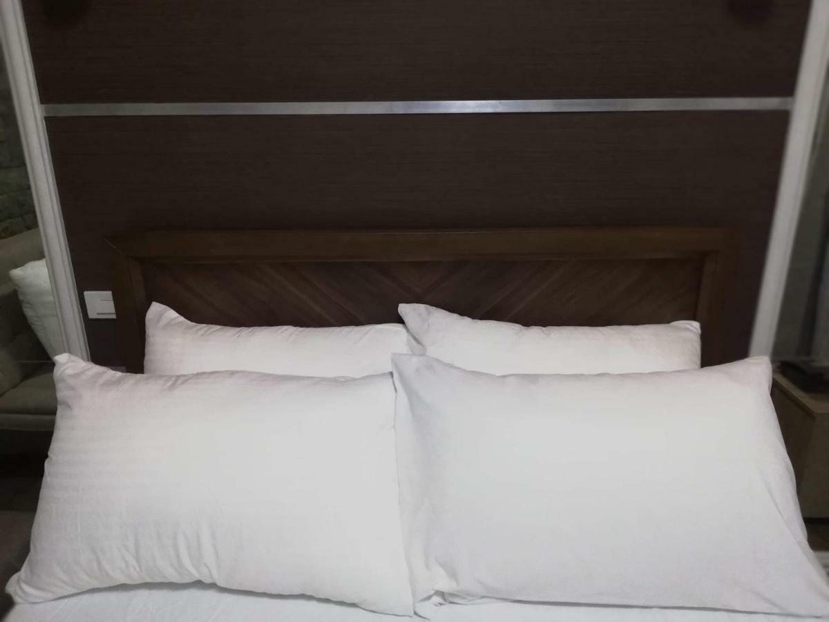 Antonio'S Place, 3 Mins To Mactan Airport, Fast Internet With Netflix 막탄 외부 사진